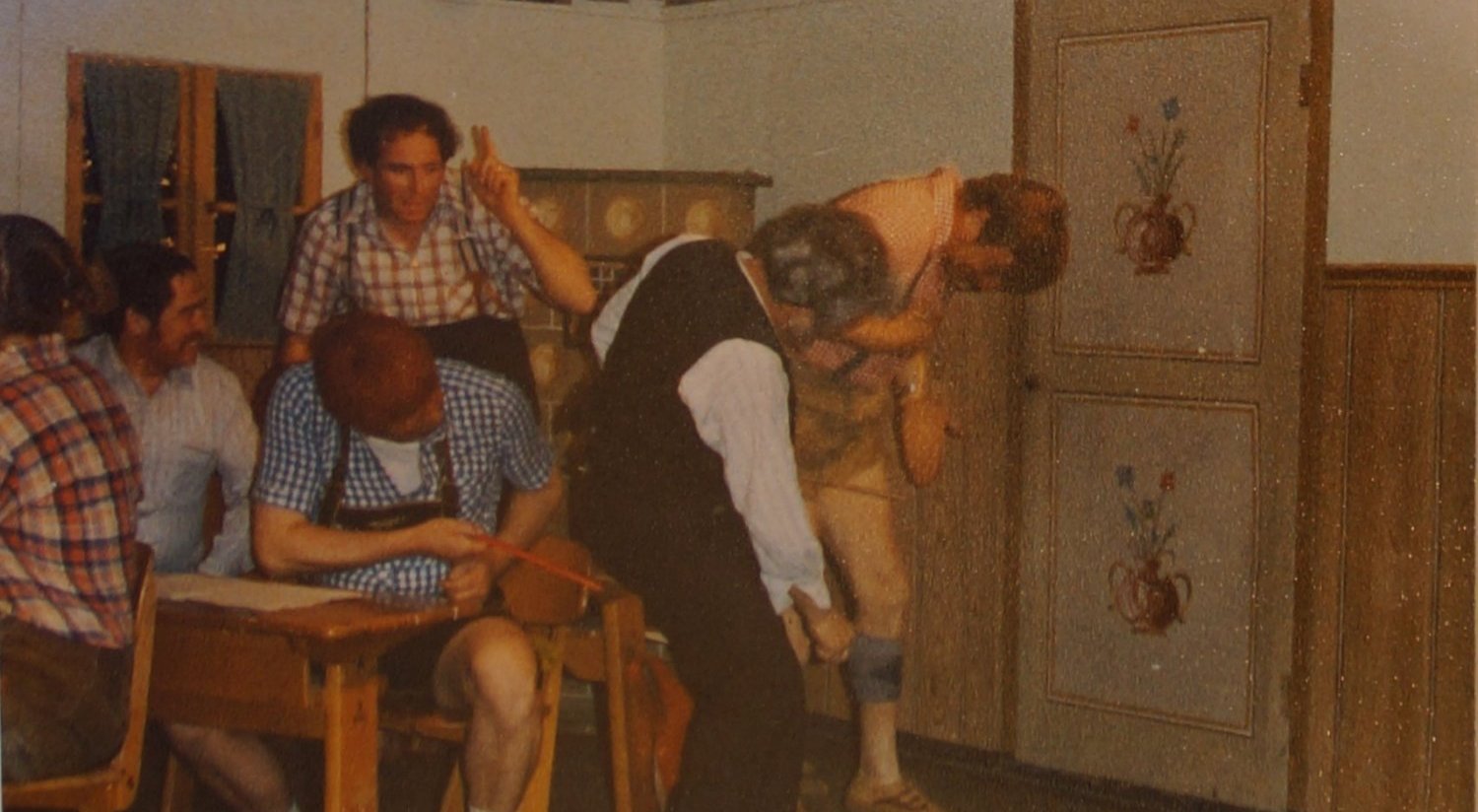 1981: Gemeinderatssitzung / Waldi vor Gericht / Der Hochzeiter / Die Gans